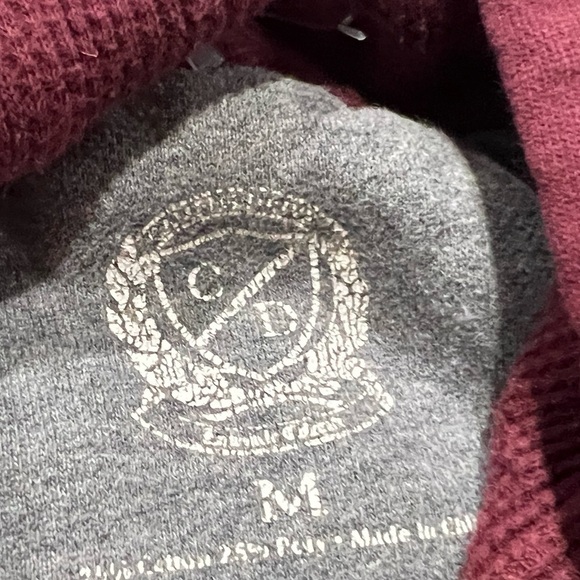 University of Minnesota Golden Gophers NCAA Hoodie Stitched Sweatshirt - Picture 3 of 3